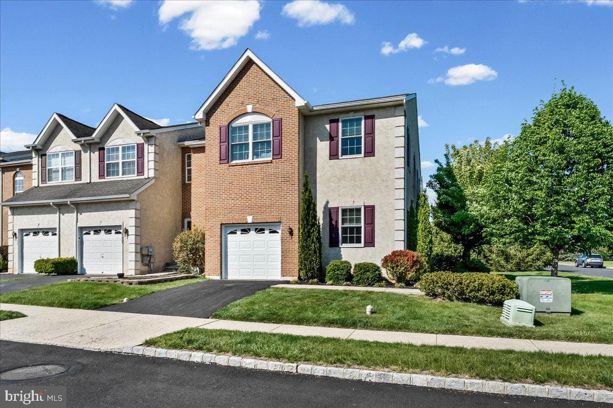 4001 Sarah Court