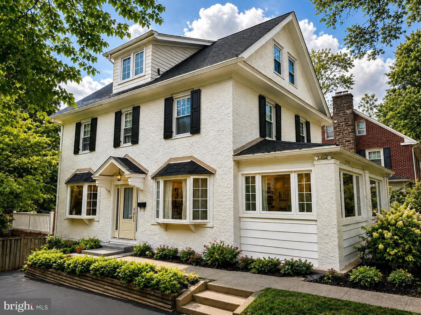 8228 Manor Road