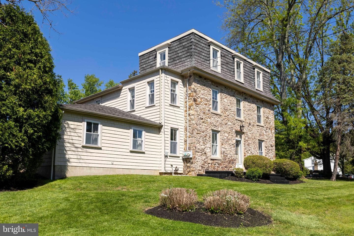 1145 Limekiln Pike photo 3