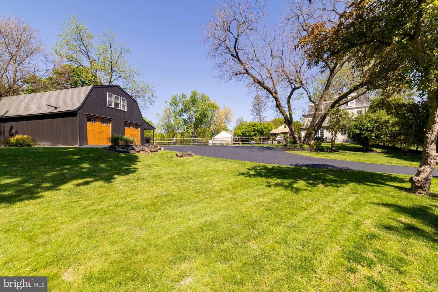 1145 Limekiln Pike photo 35