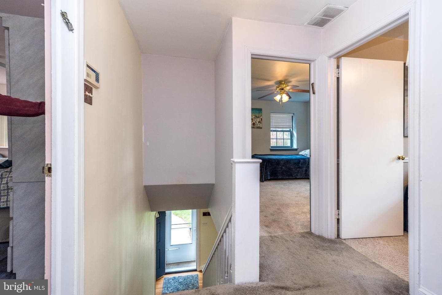 139 Kingston Road photo 16