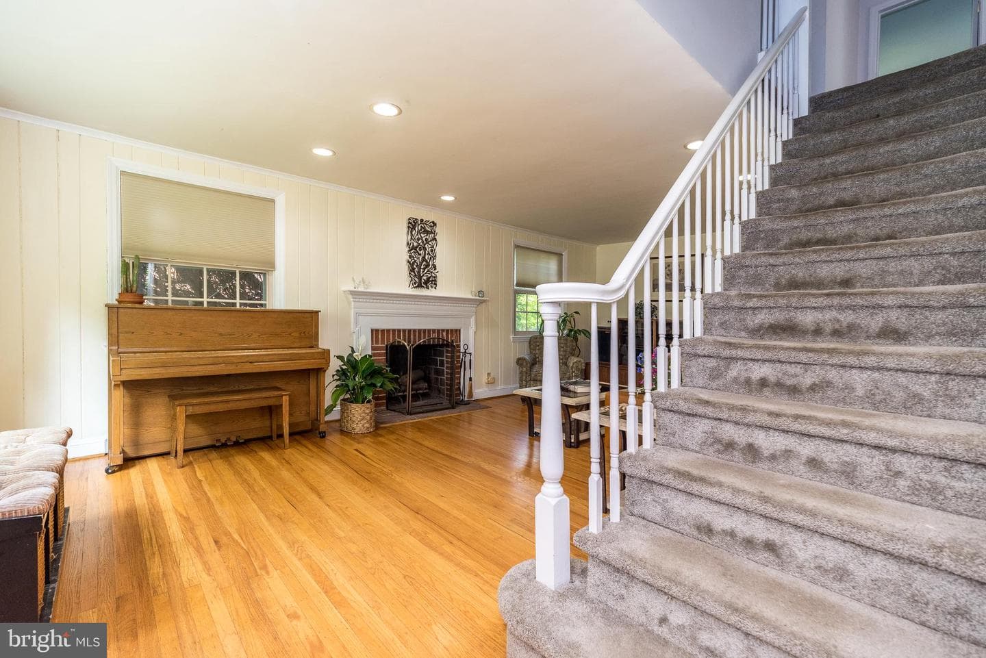 139 Kingston Road photo 3