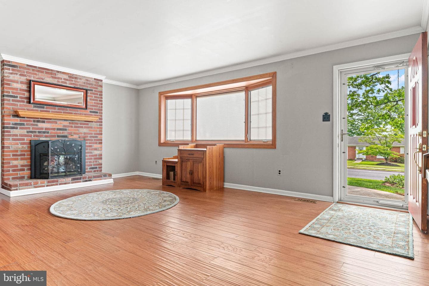 3307 Windsor Drive photo 4