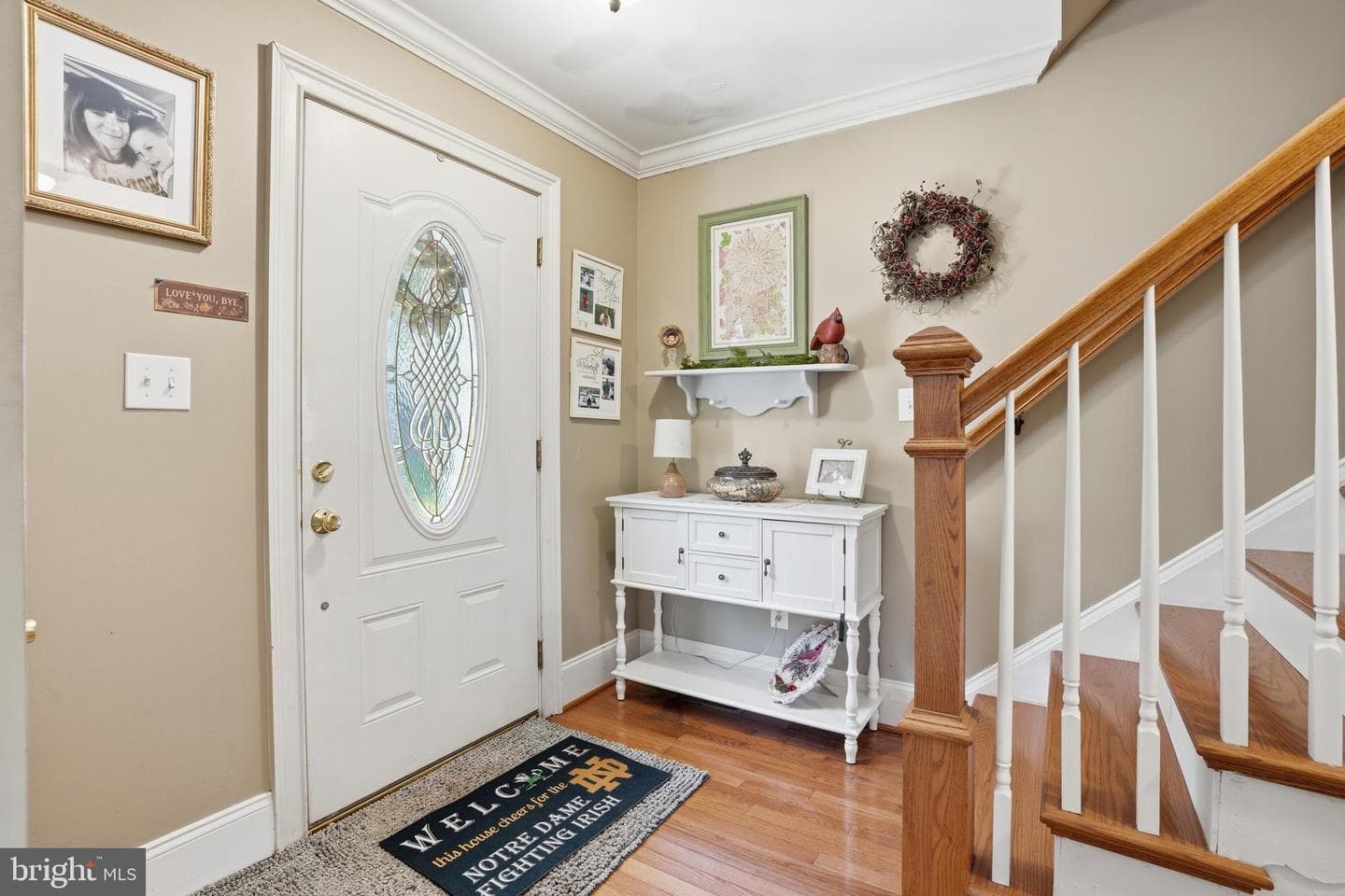 230 Sandown Court photo 8