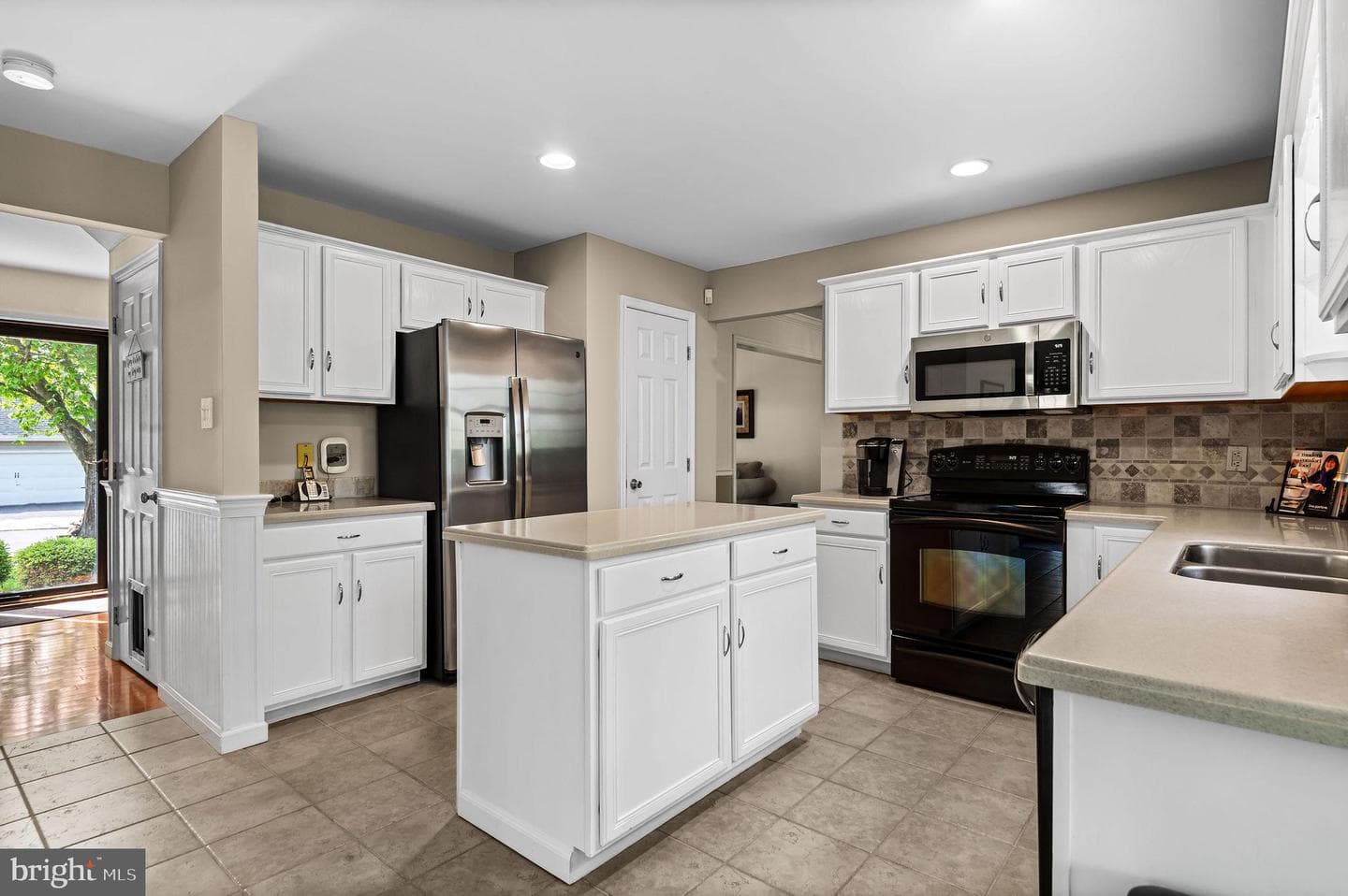 346 Mulberry Drive photo 6