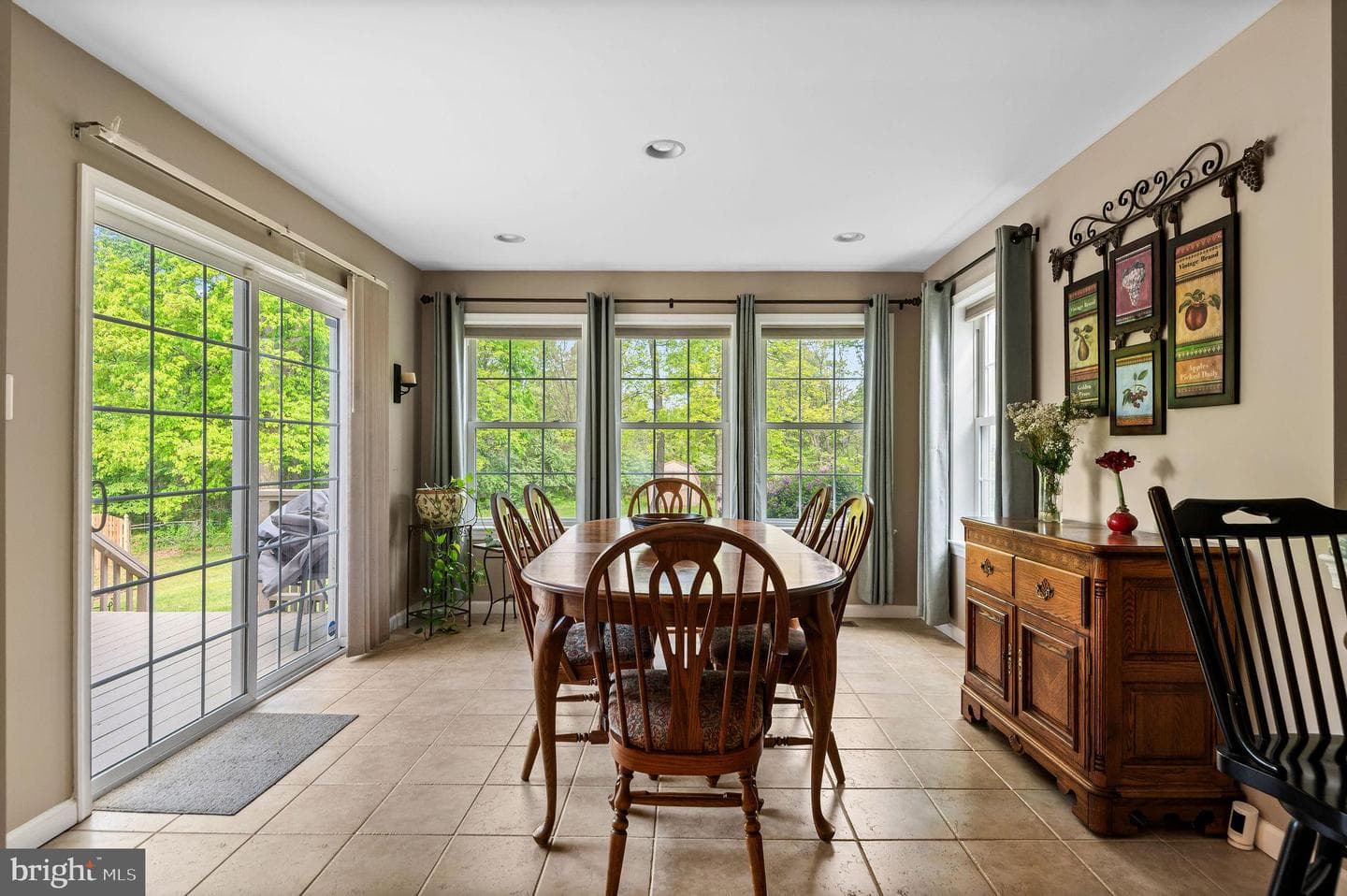 346 Mulberry Drive photo 8