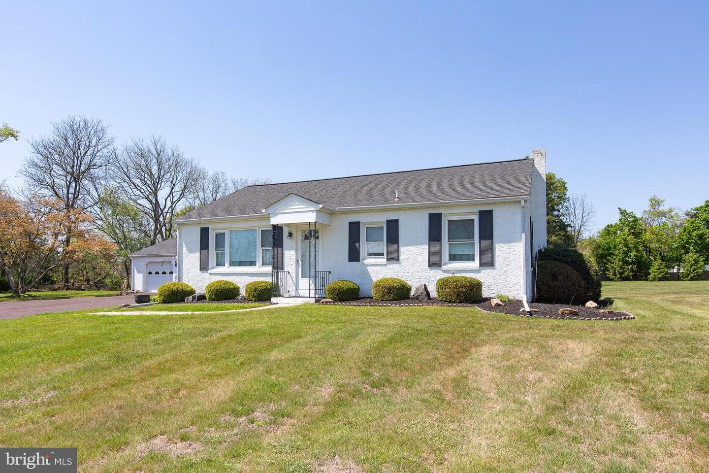 343 Collegeville Rd photo 2