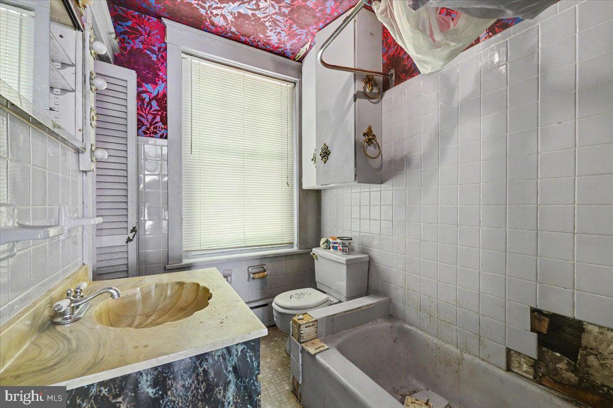 463 5th Street photo 13