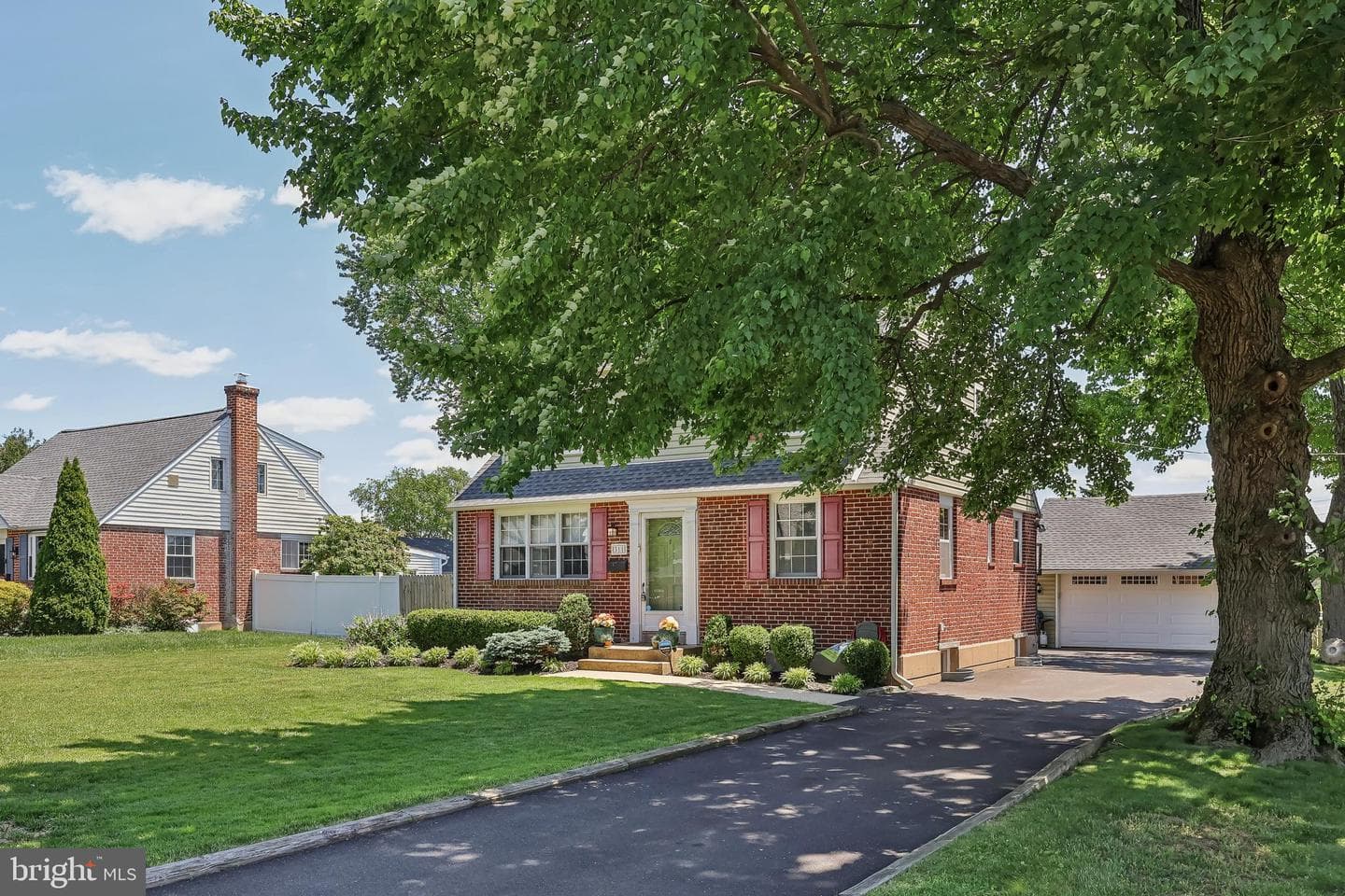 311 Hampton Road photo 25