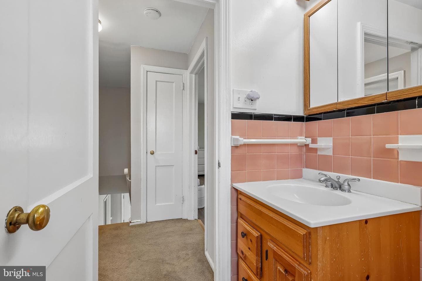 311 Hampton Road photo 33