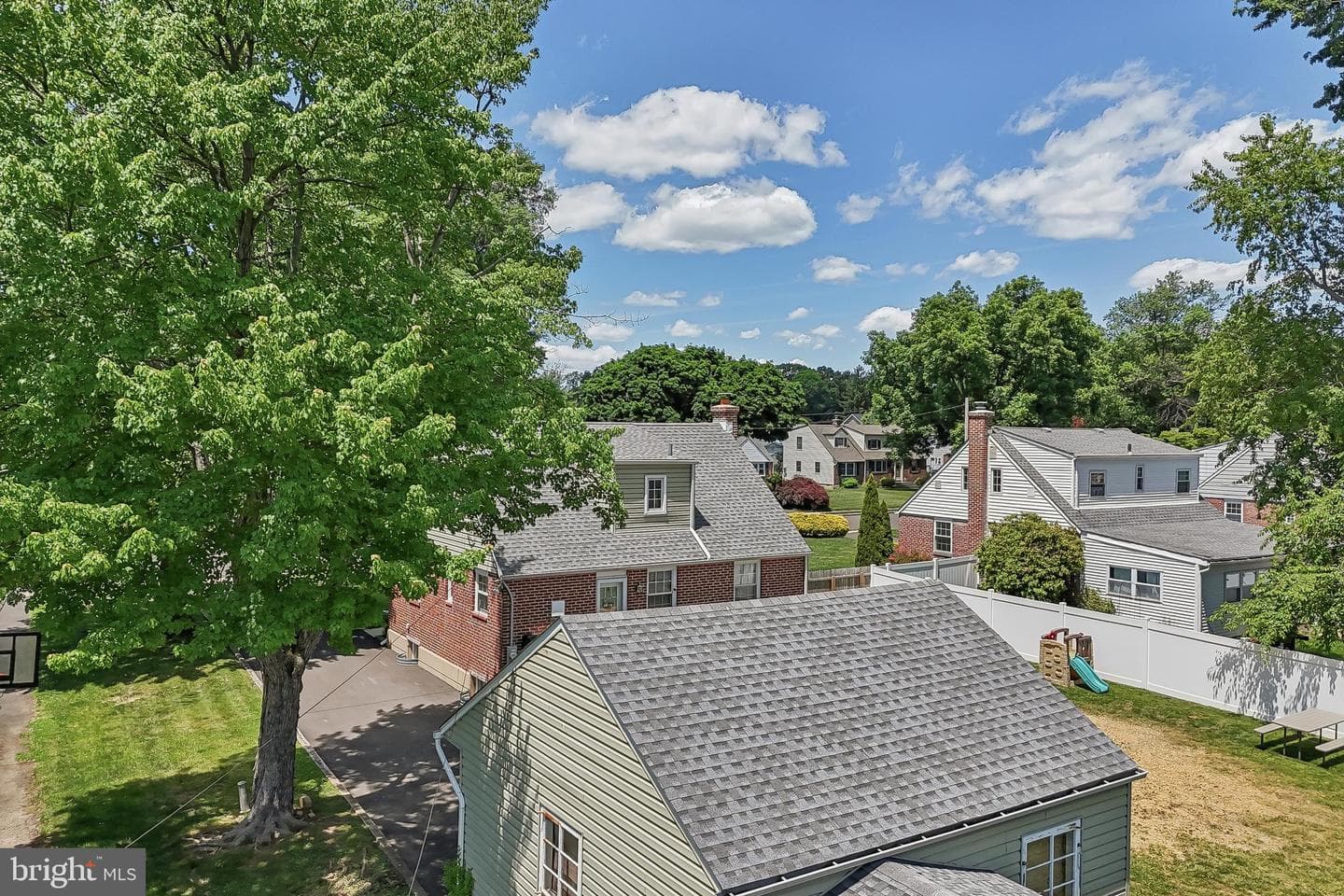 311 Hampton Road photo 43