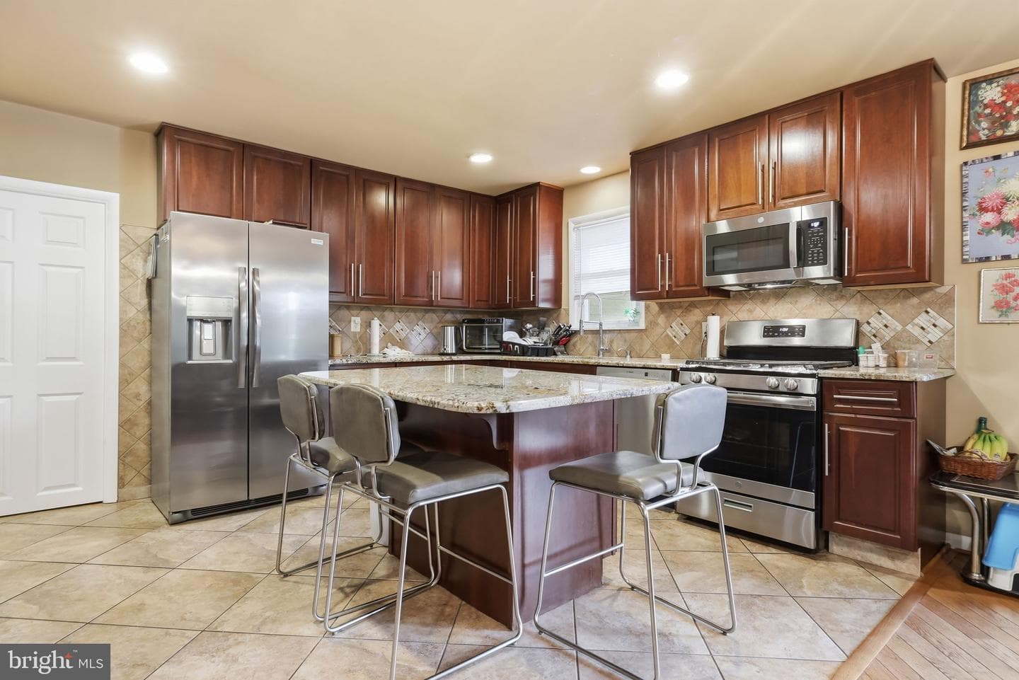 1111 Harriett Road photo 10