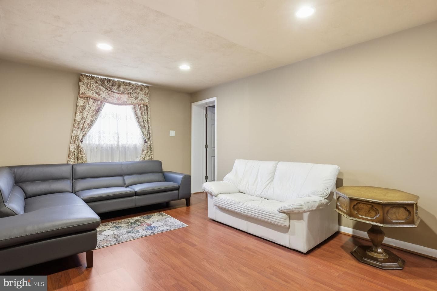1111 Harriett Road photo 32