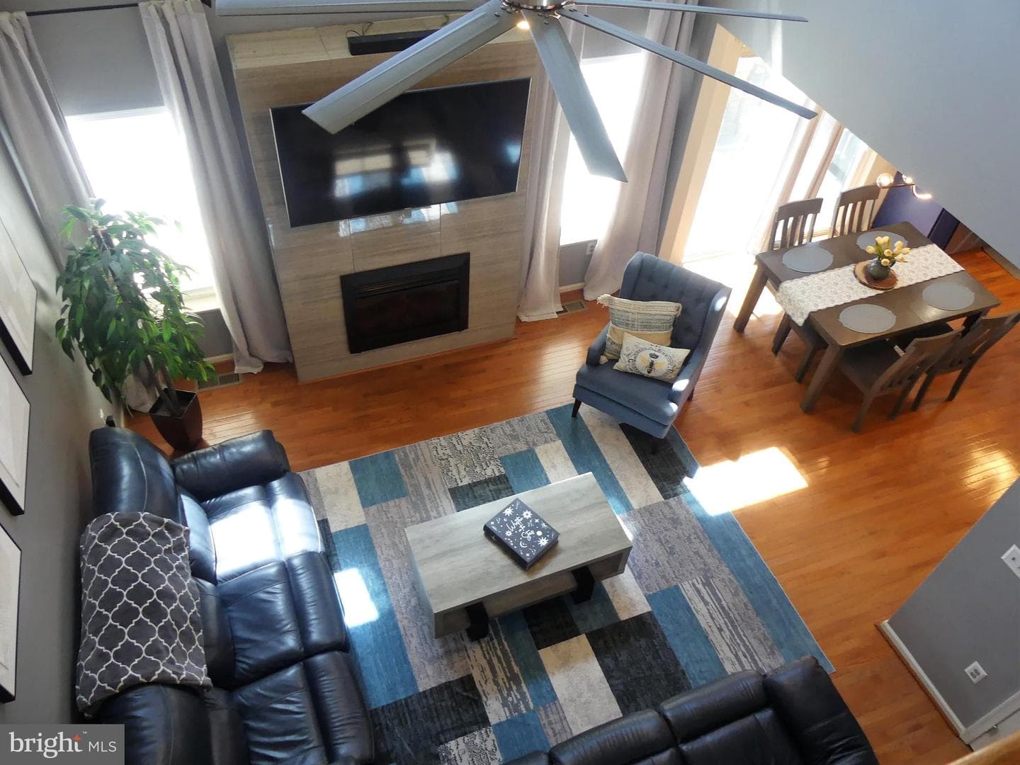 2137 Larkspur Court photo 8