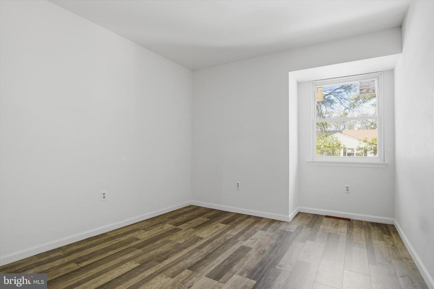 210 Red Haven Drive photo 14