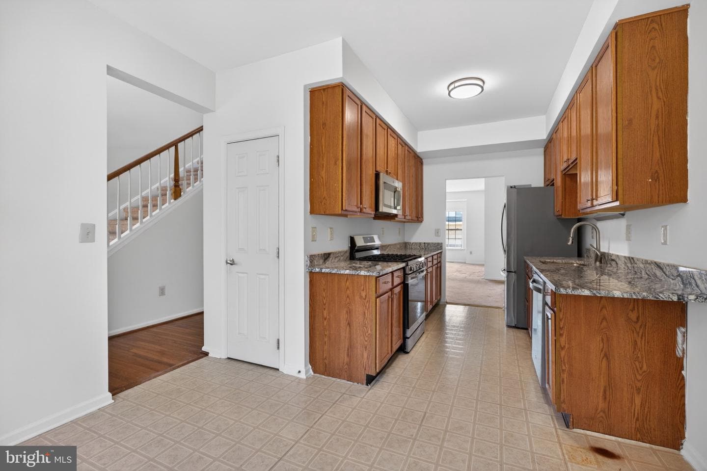 18 Trent Lane #18 photo 11