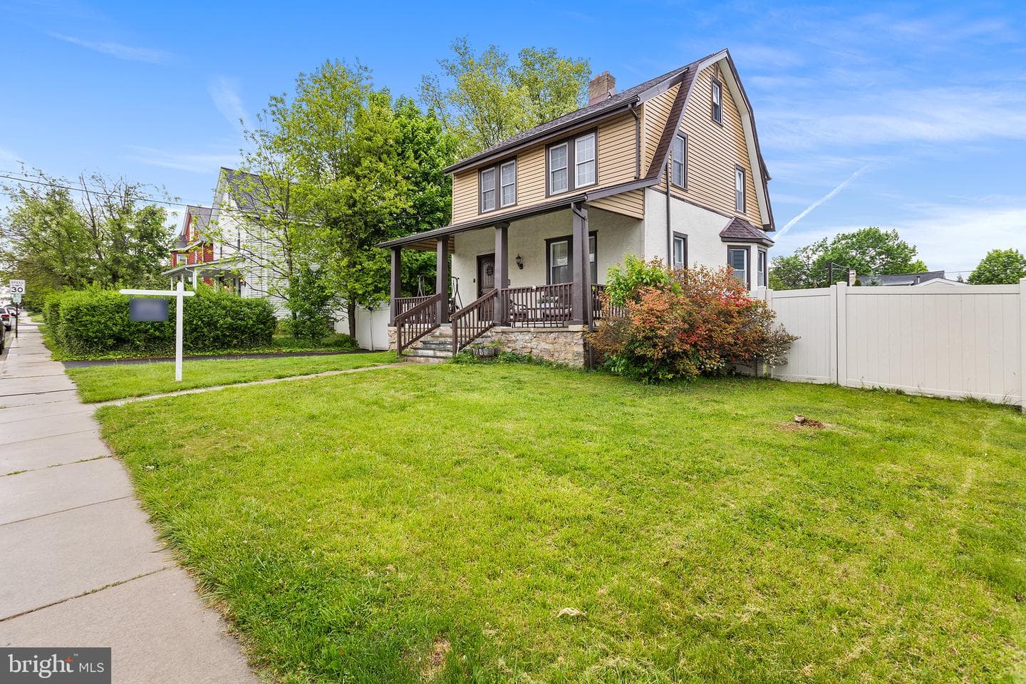 1755 Rockwell Road photo 3