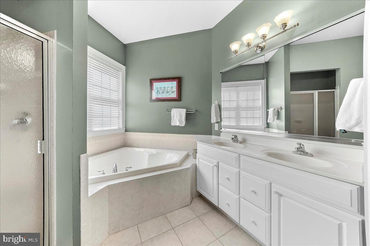 29 Thayer Way photo 22