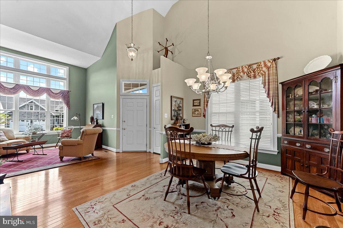 29 Thayer Way photo 5