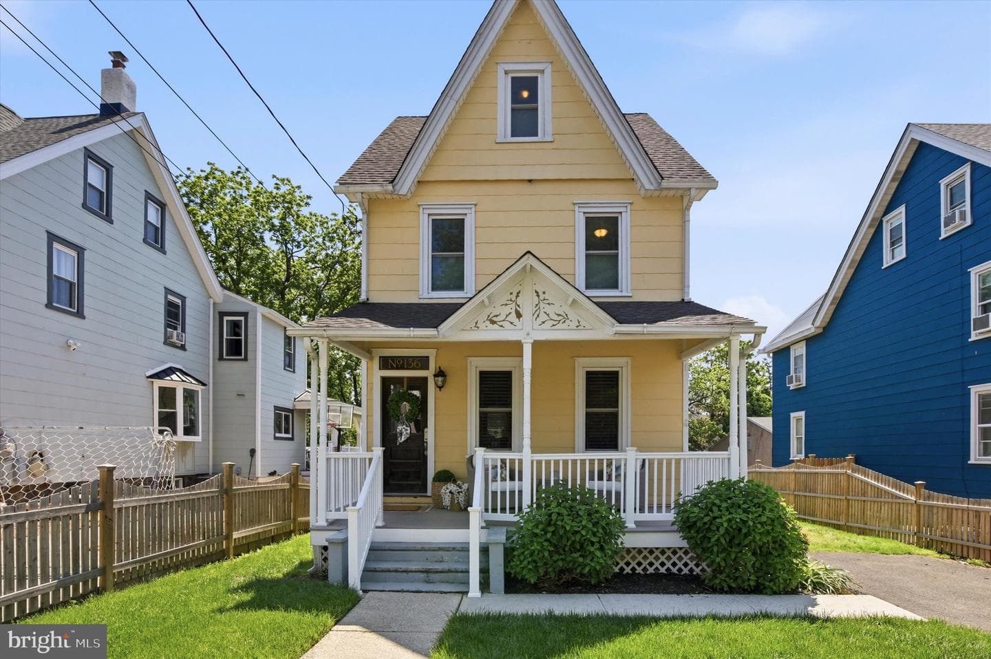 136 Greenwood Avenue photo 2