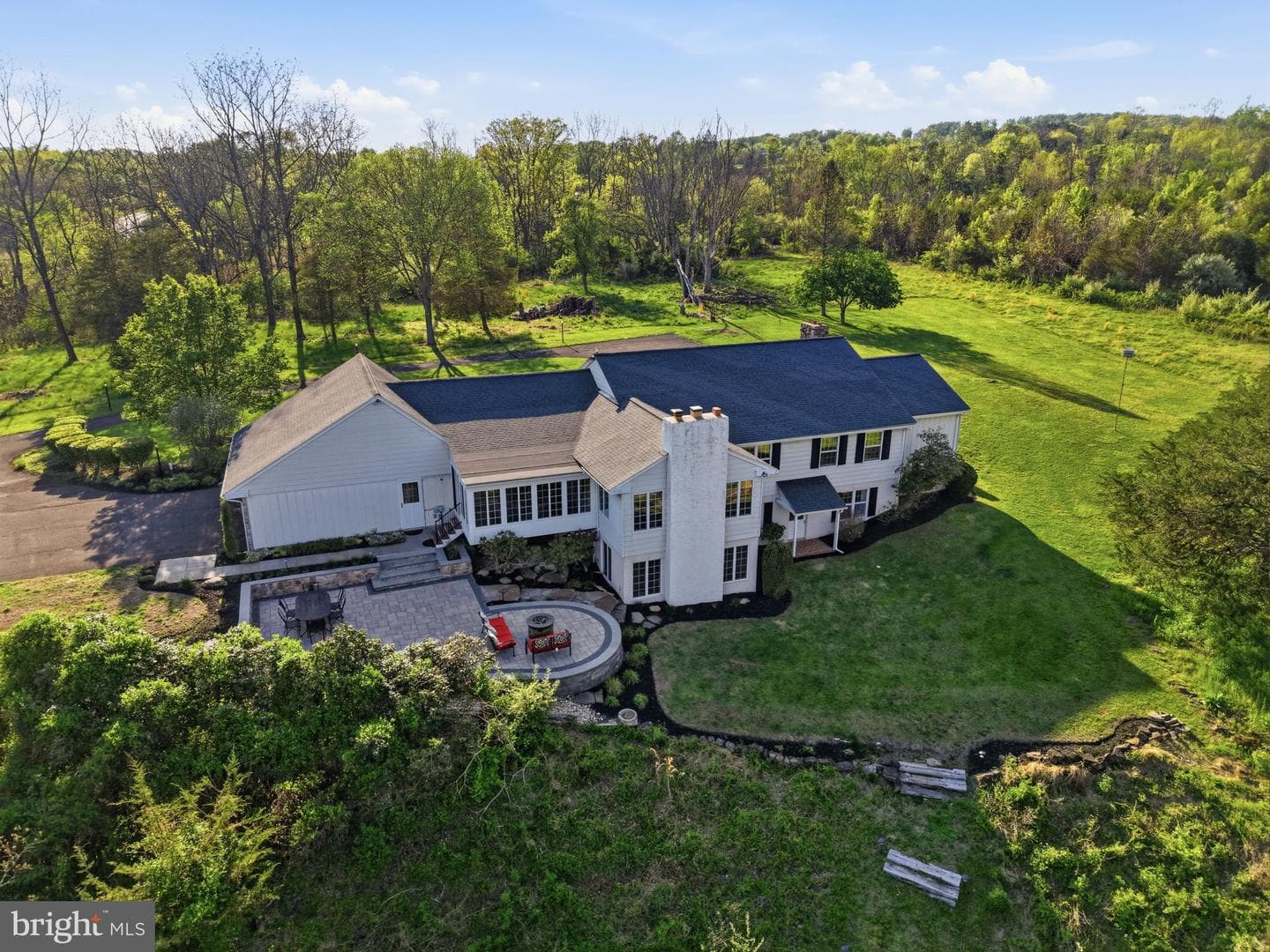 2585 Pruss Hill Road photo 2