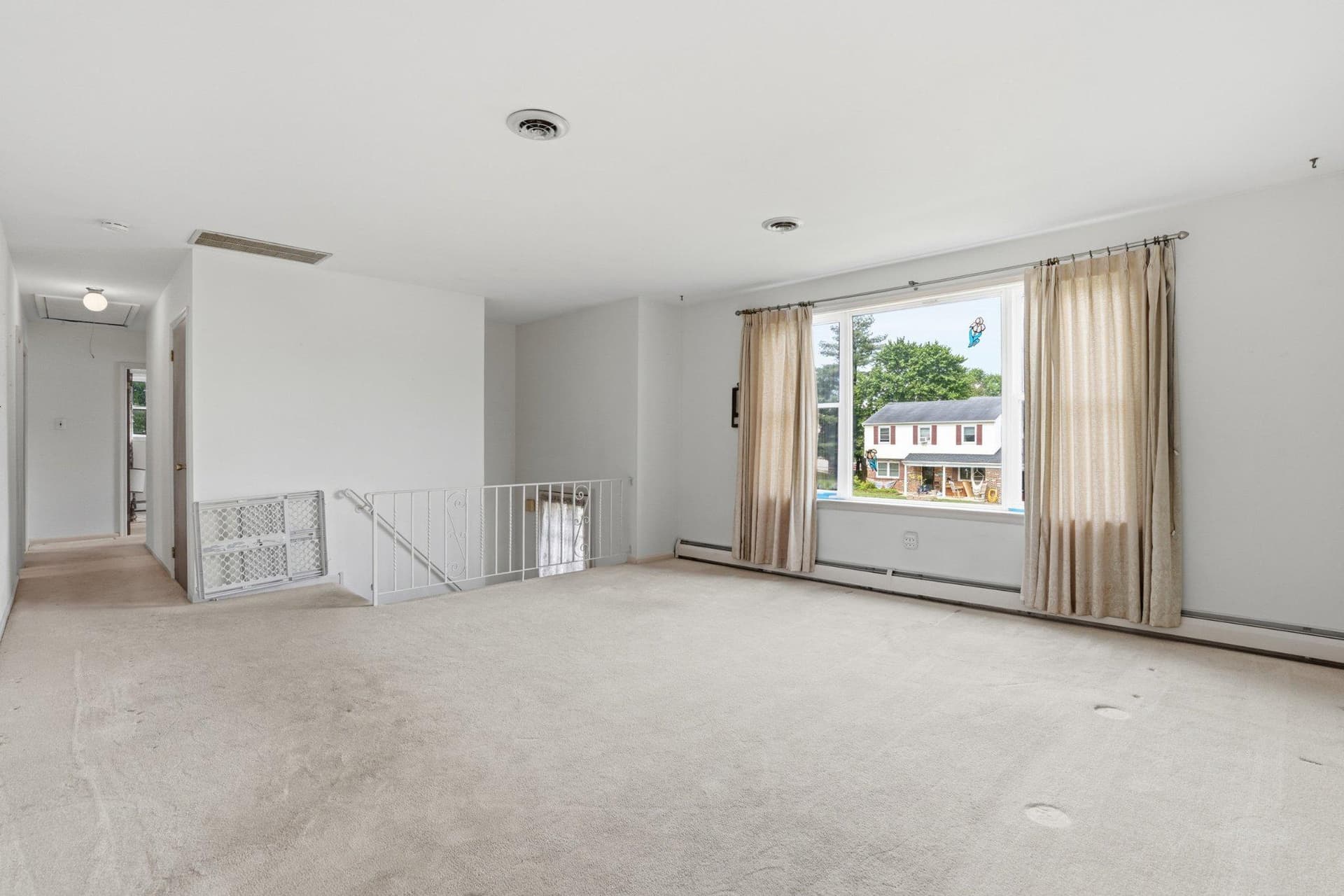 330 Wexford Road photo 4