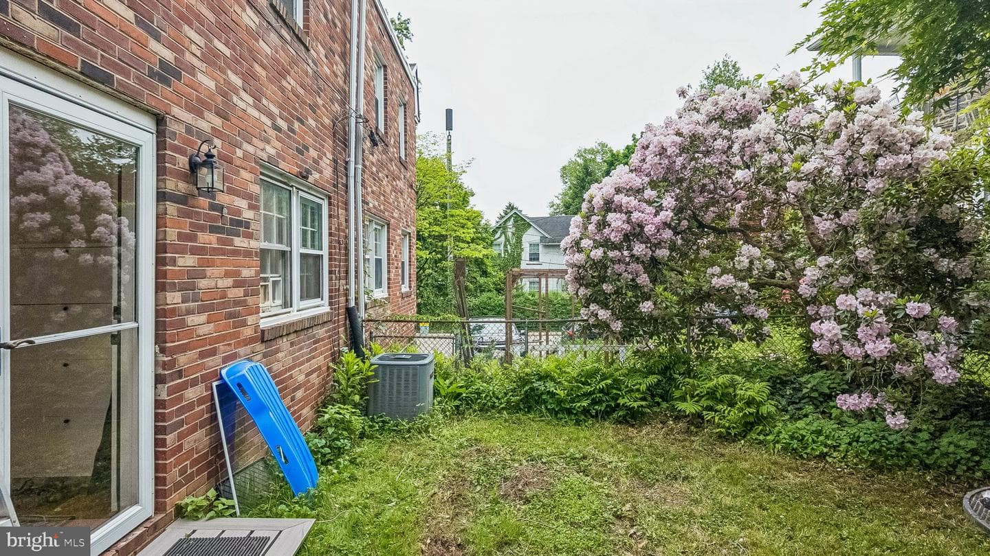 408 Conway Avenue photo 26