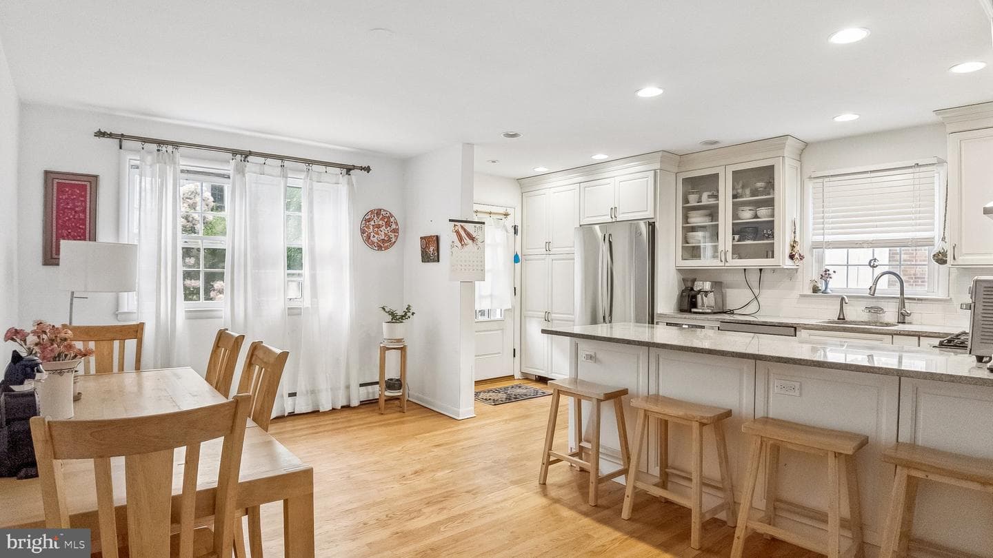 408 Conway Avenue photo 9