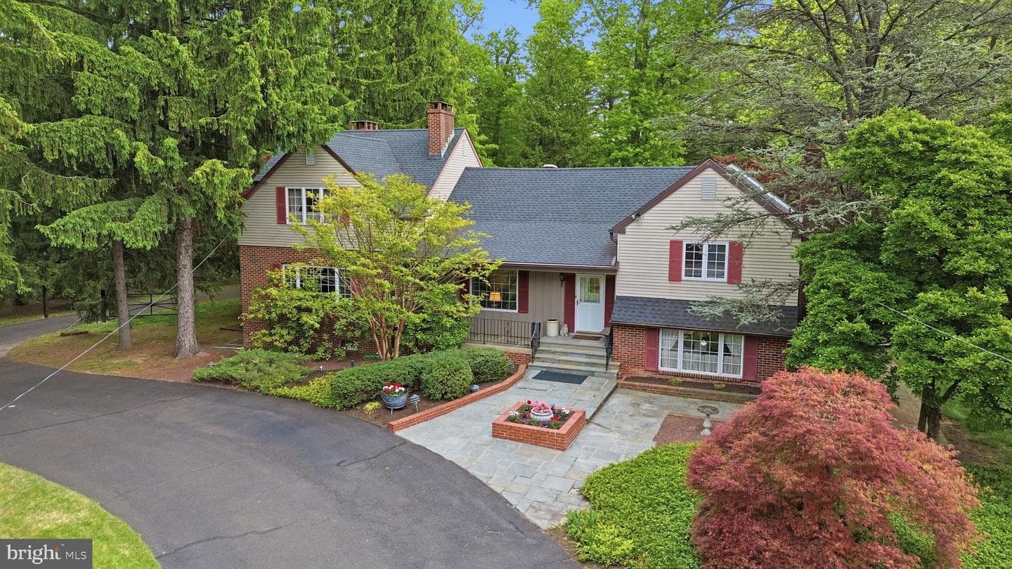 1162 Limekiln Pike, Ambler