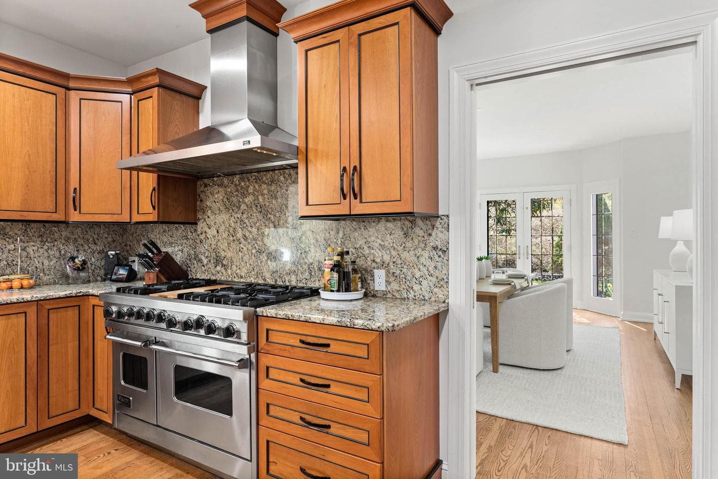 1075 Green Valley Road photo 21