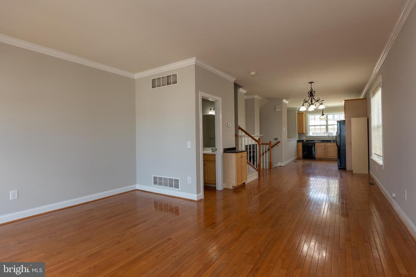 39 W 5th Street photo 6