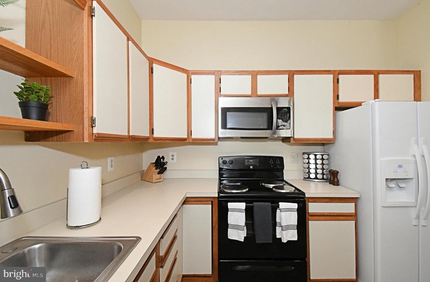 3404 Elizabeths Court #3404 photo 18