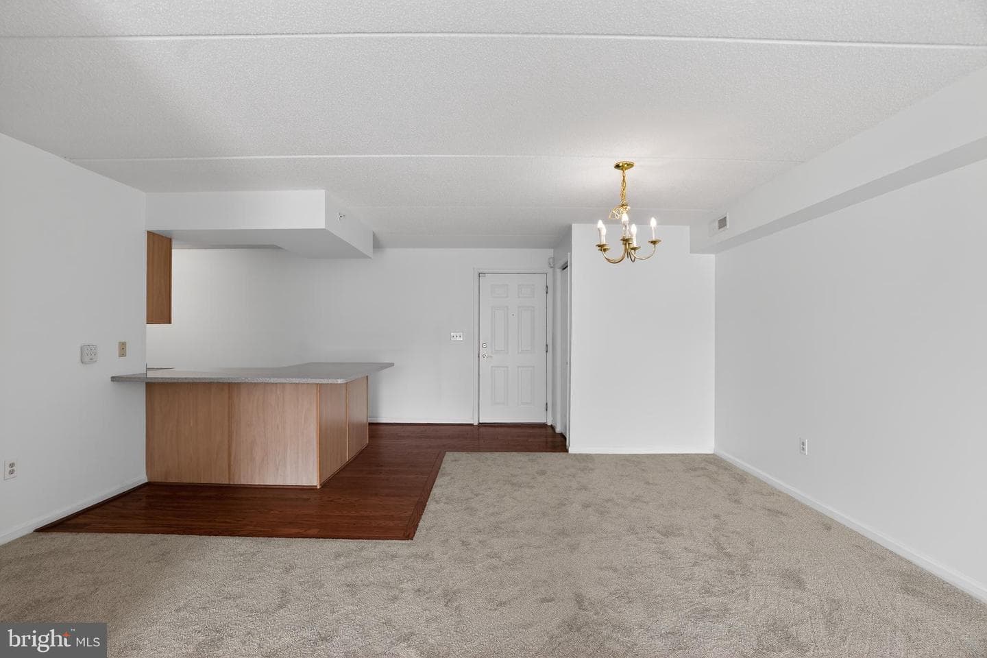 627 Brandon Road photo 11