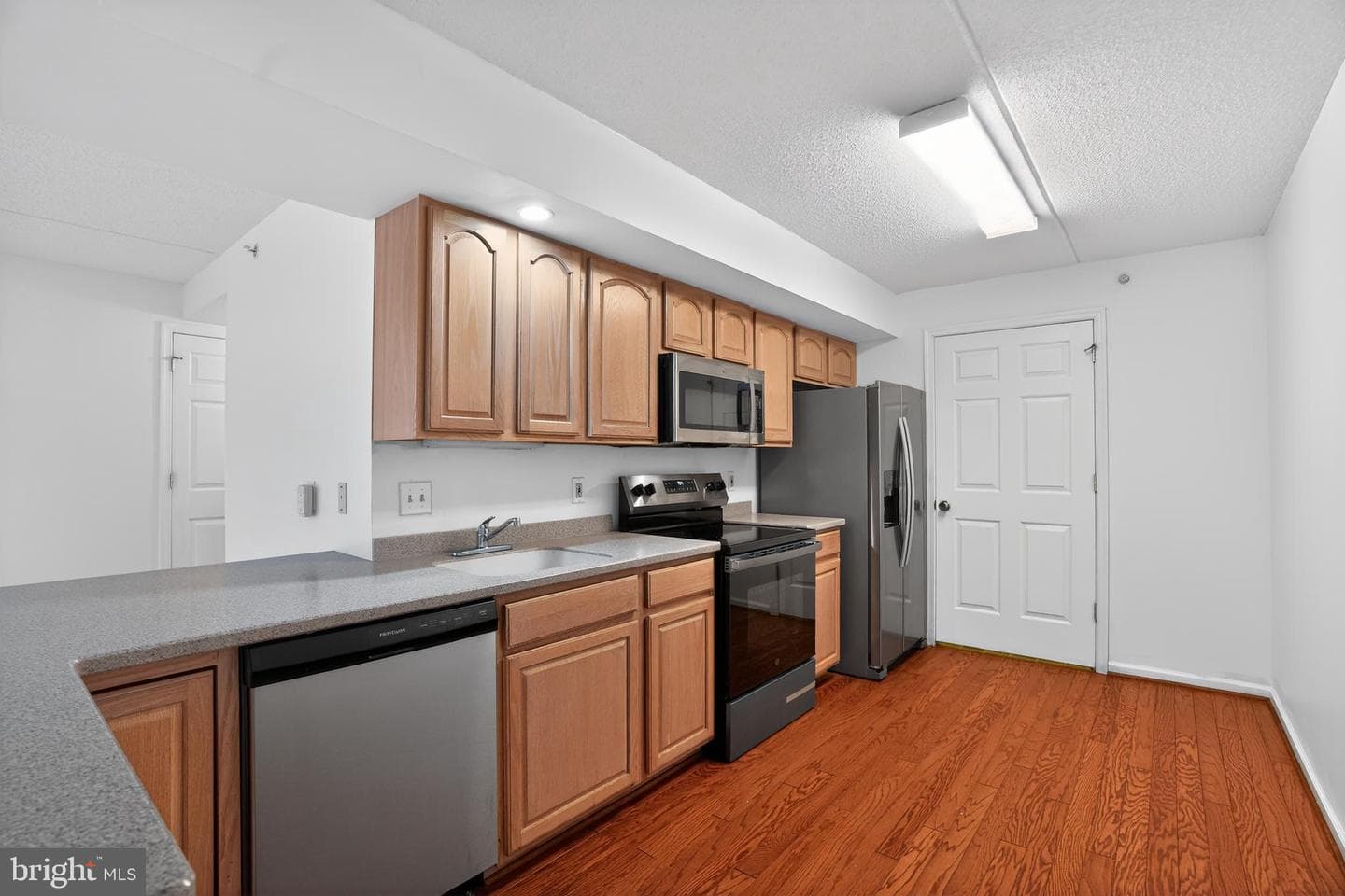 627 Brandon Road photo 3