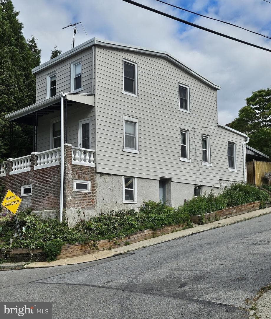 138 Ebenezer Avenue
