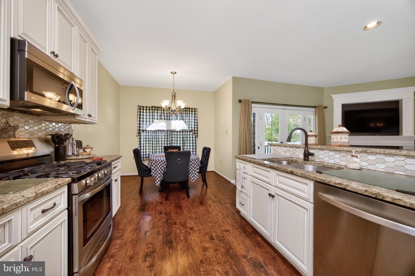 105 William Road photo 22