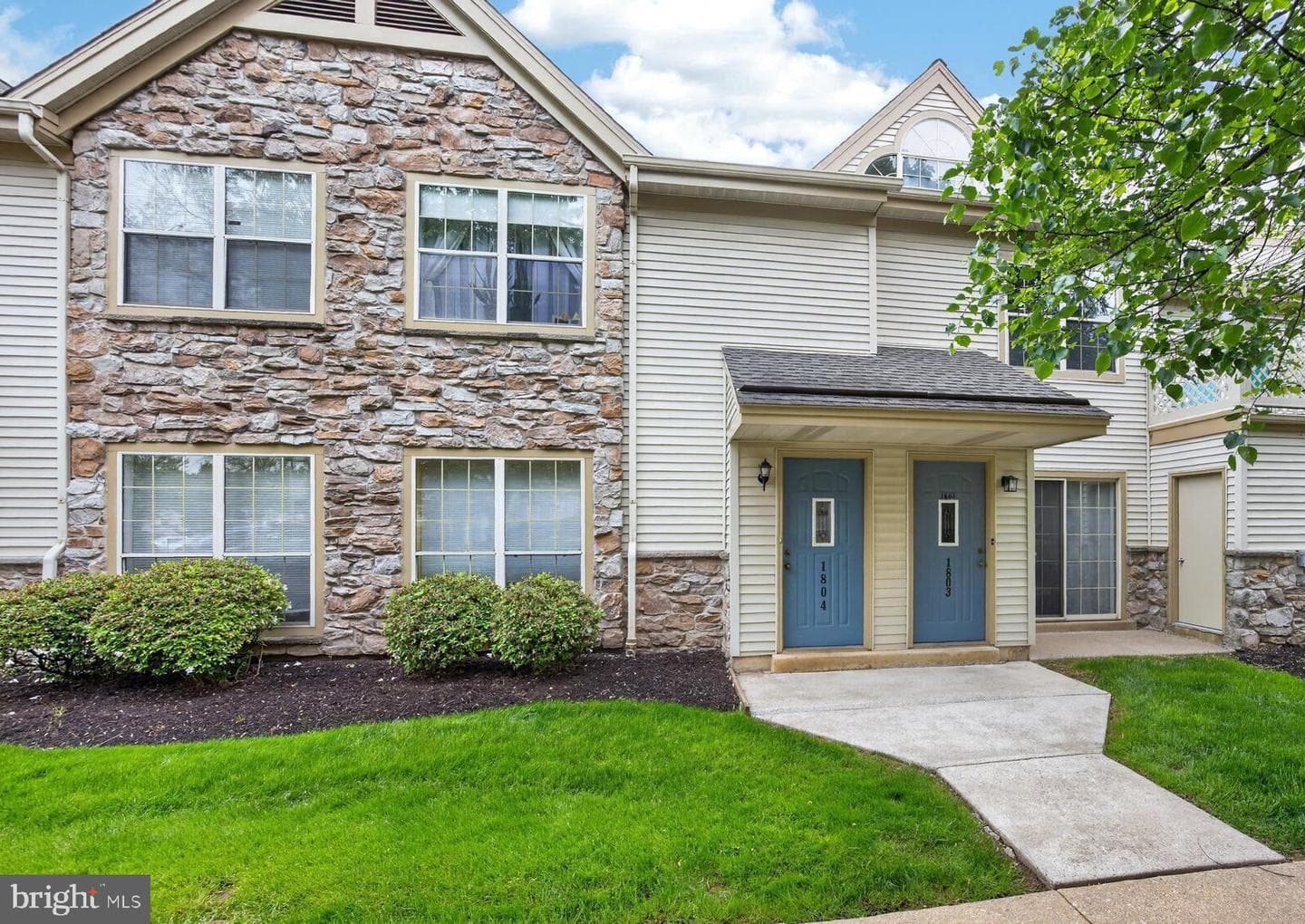 1804 Foxmeadow Circle #condo 1804