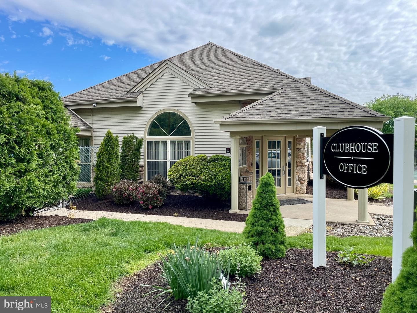 1804 Foxmeadow Circle #condo 1804 photo 32