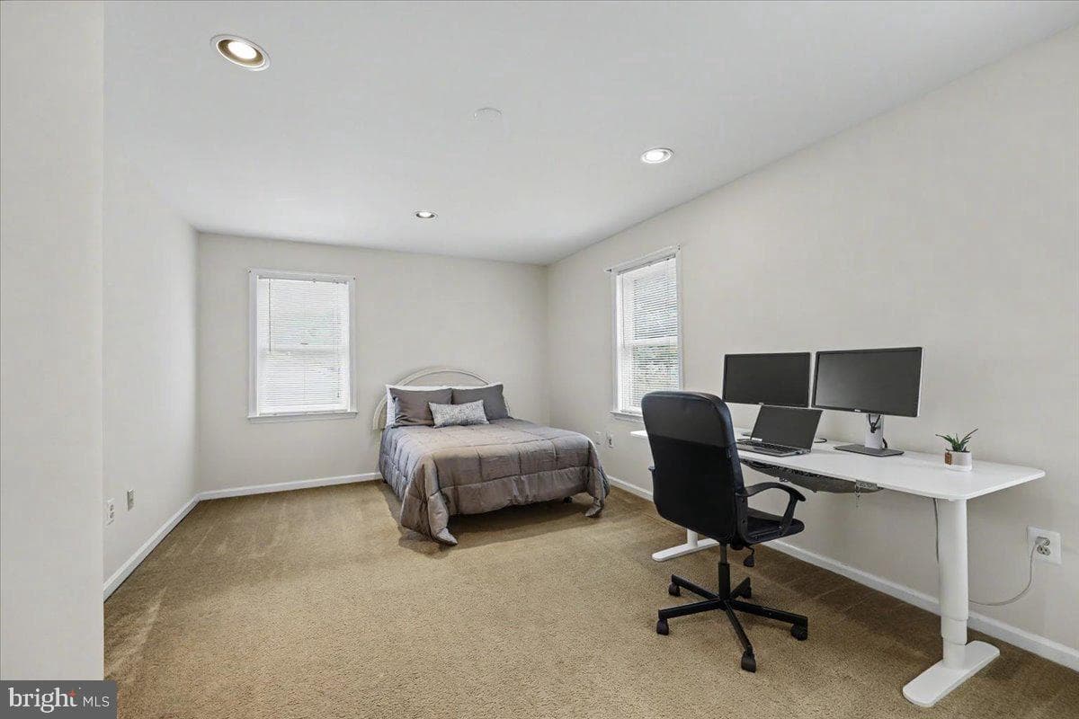 10 Hawk Court photo 28