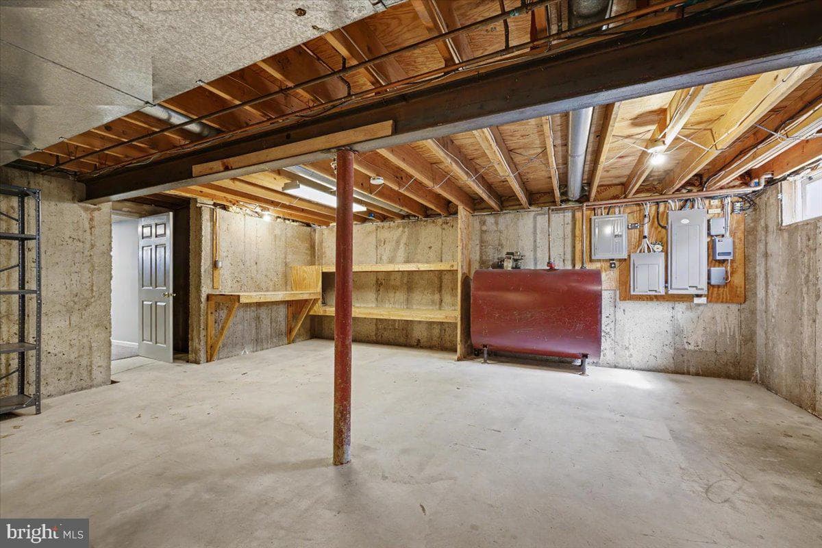 10 Hawk Court photo 33