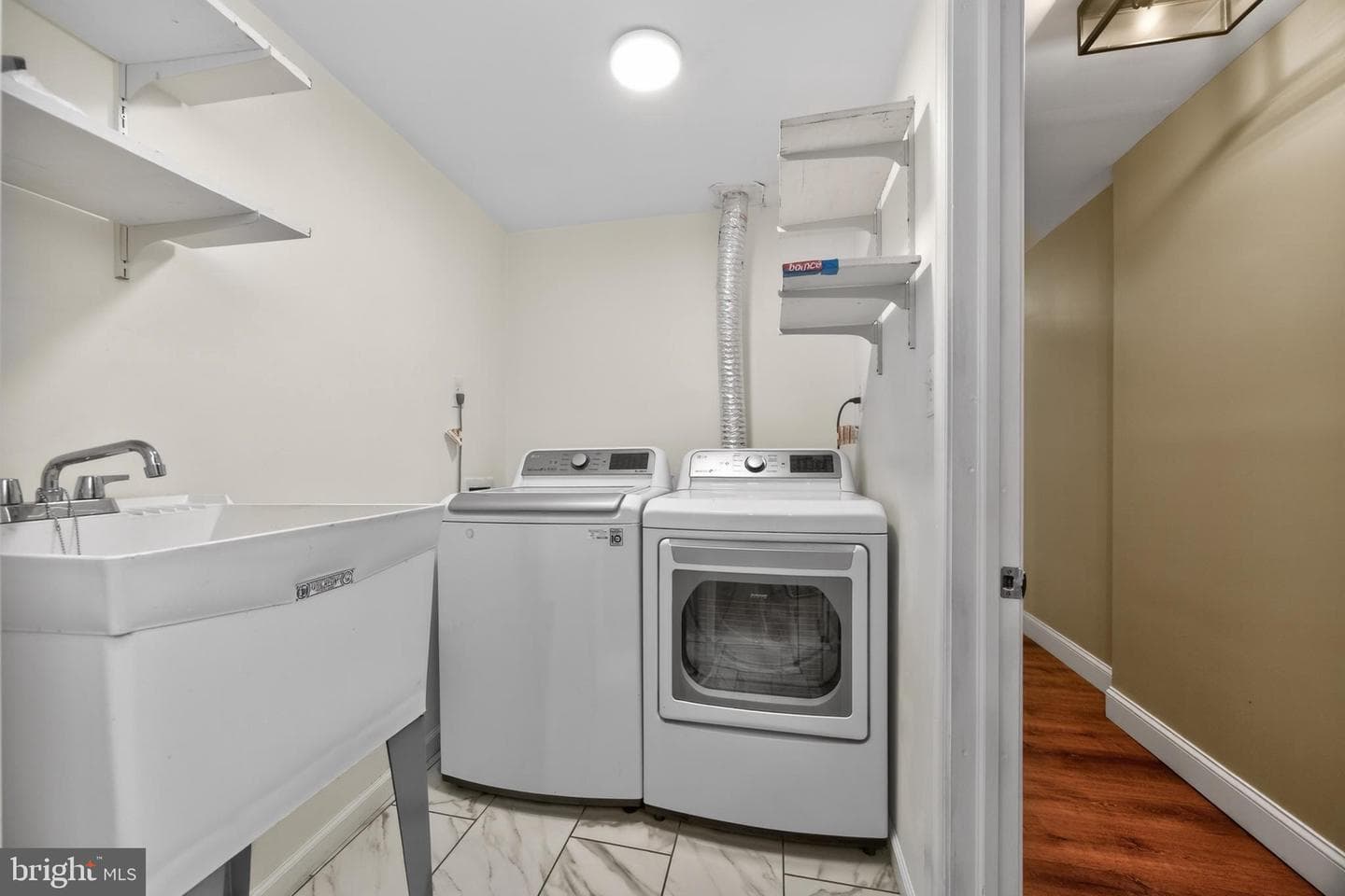 302 Gypsy Lane photo 47