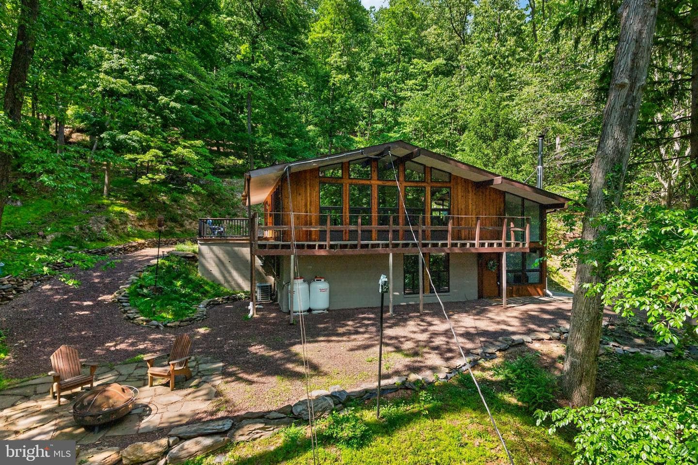 302 Gypsy Lane photo 6