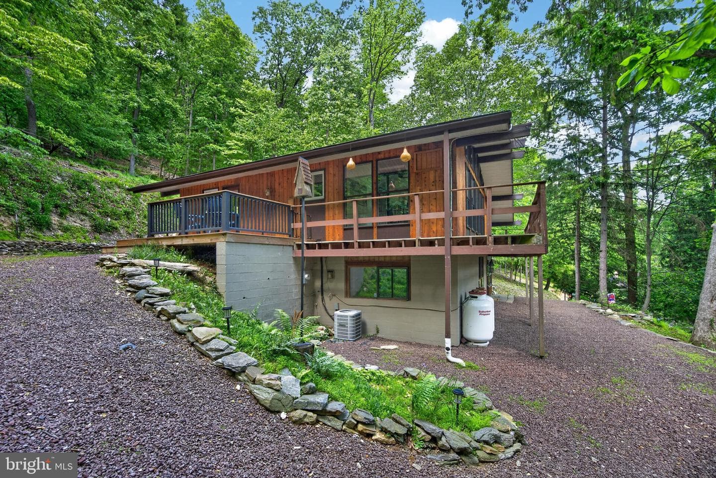 302 Gypsy Lane photo 9