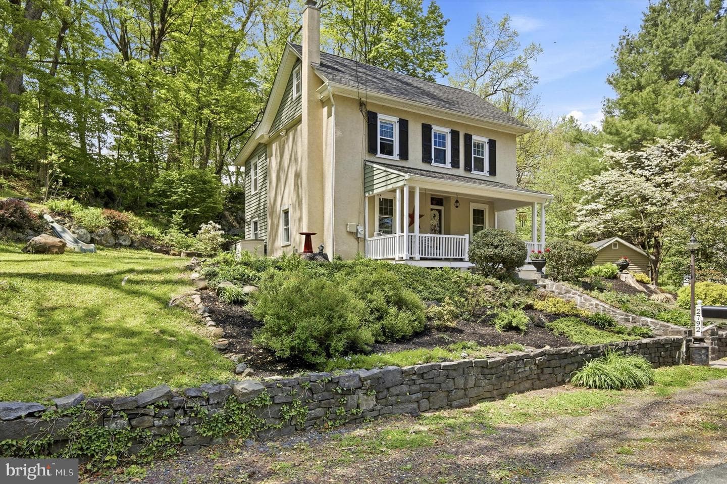 2792 Swamp Creek Road photo 2