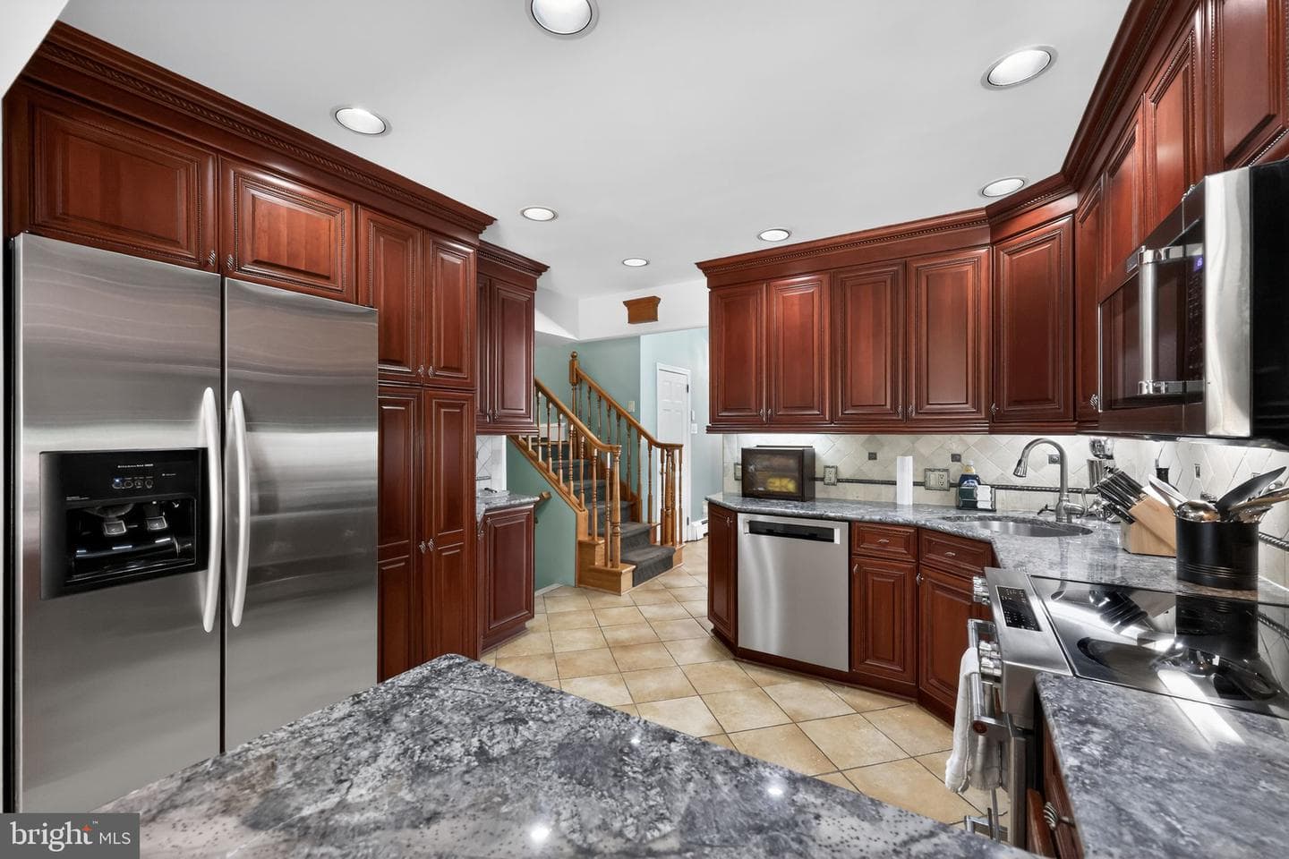 821 Beverly Road photo 17