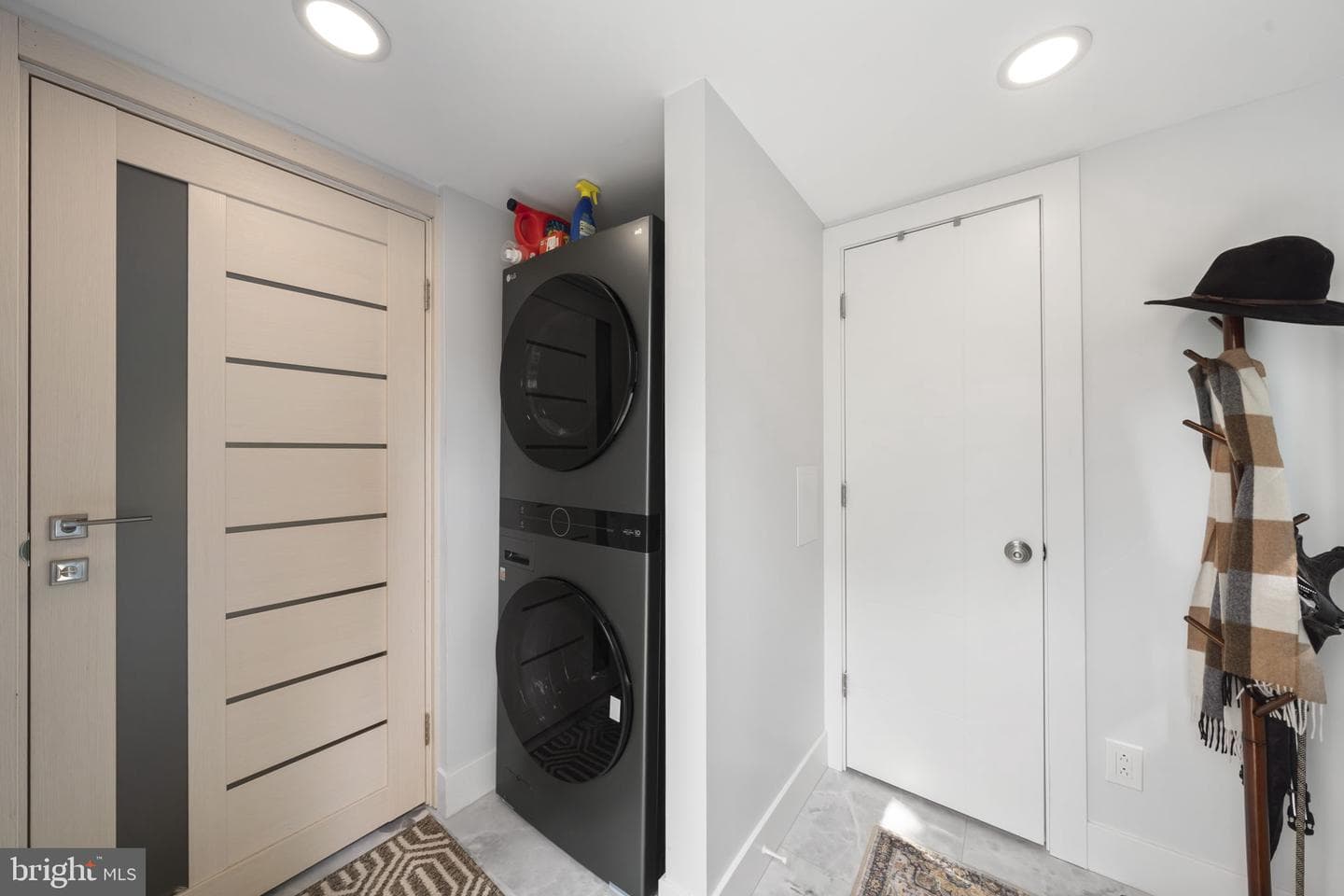 2549 W Church Road photo 18