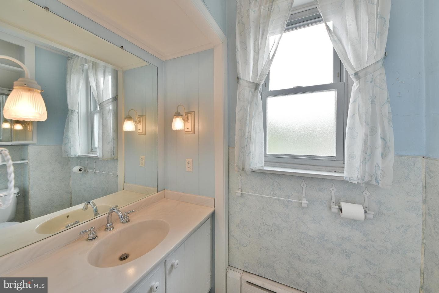 142 Blake Avenue photo 27