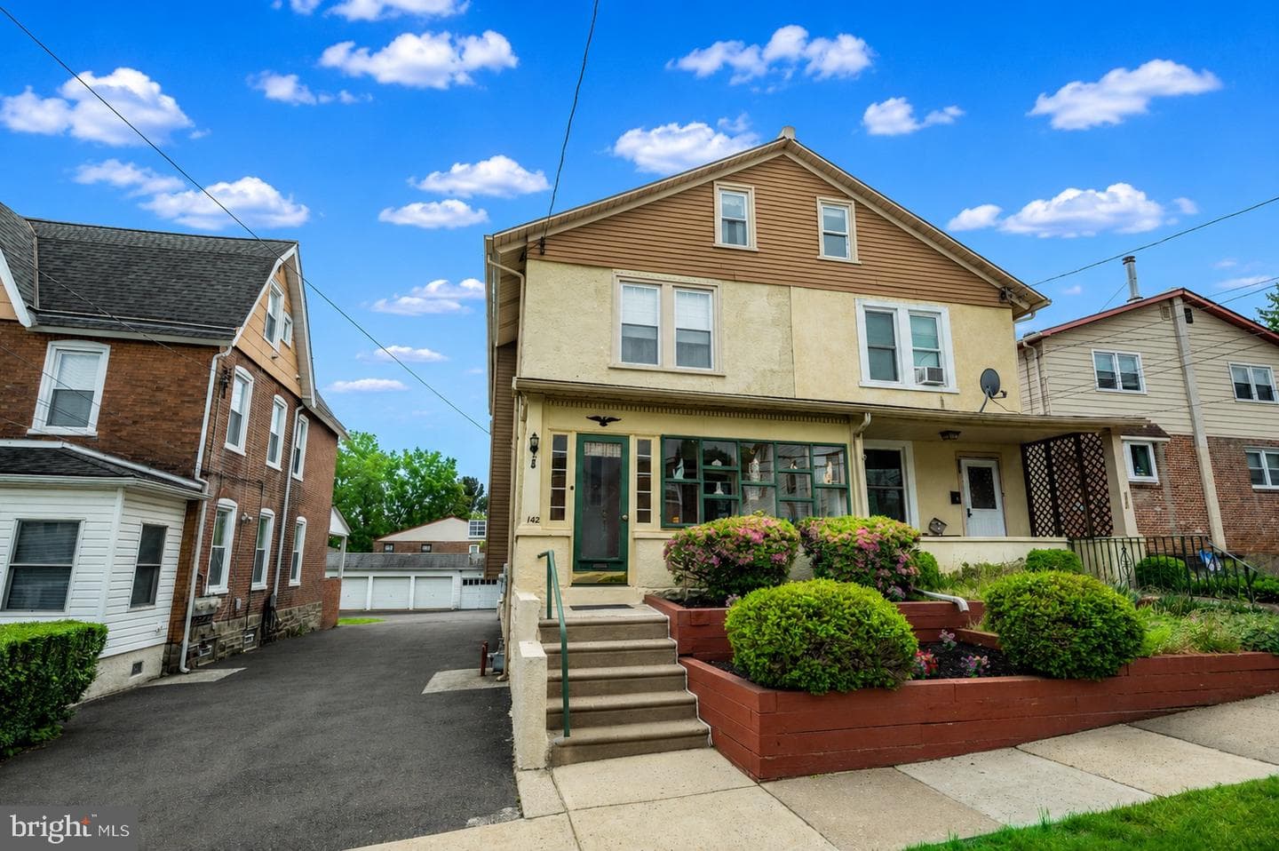 142 Blake Avenue photo 3