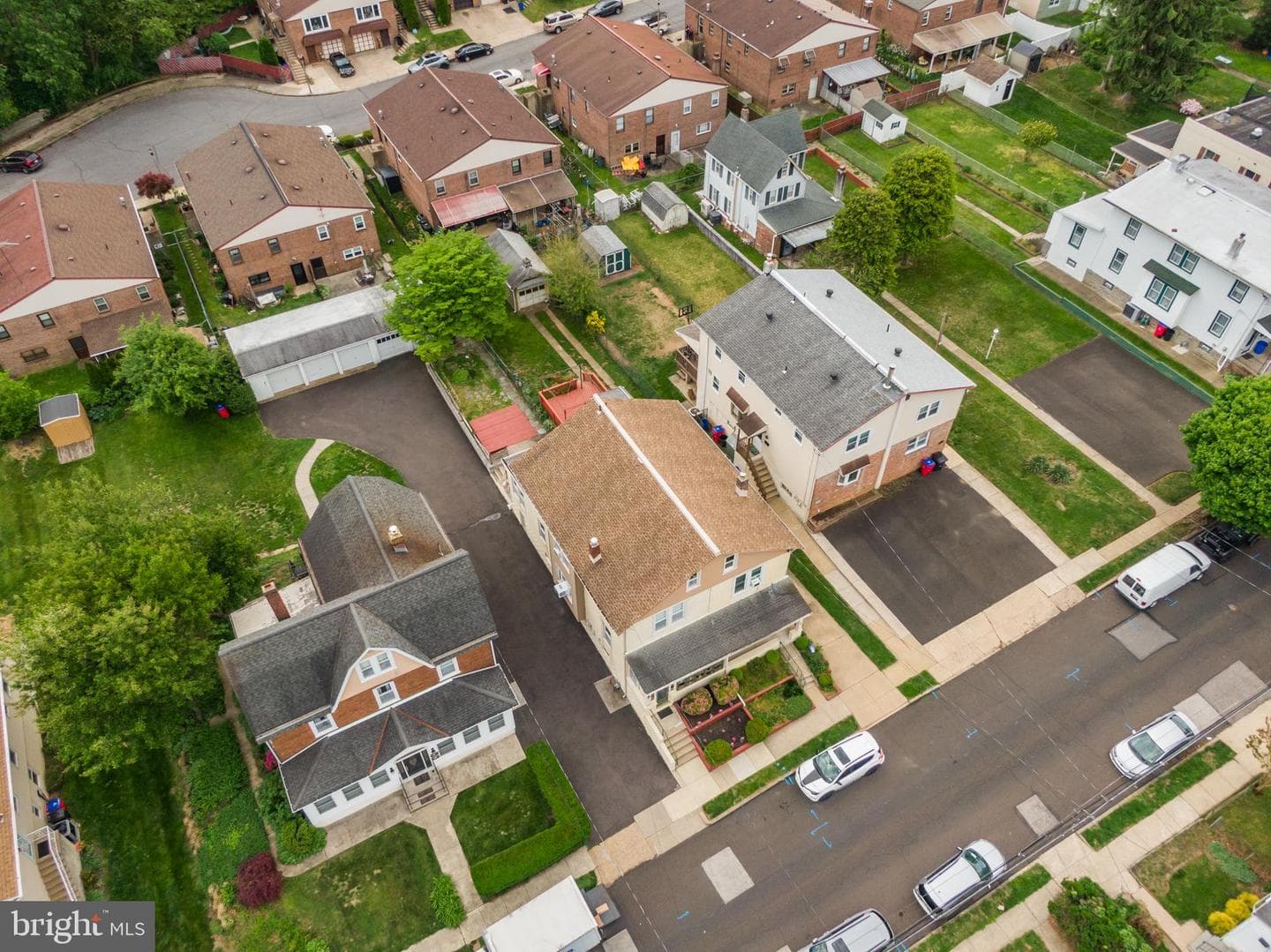142 Blake Avenue photo 4
