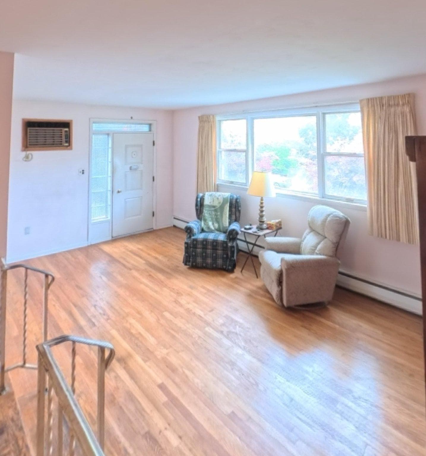 60 Hamilton St. photo 5
